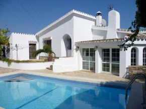 11647 - Private cosy villa in Marbella area